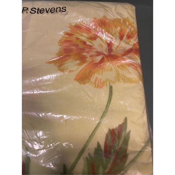 Vintage Made in USA Floral Yellow Print Twin Flat Sheet No Iron Percale Utica J. - Picture 4 of 4